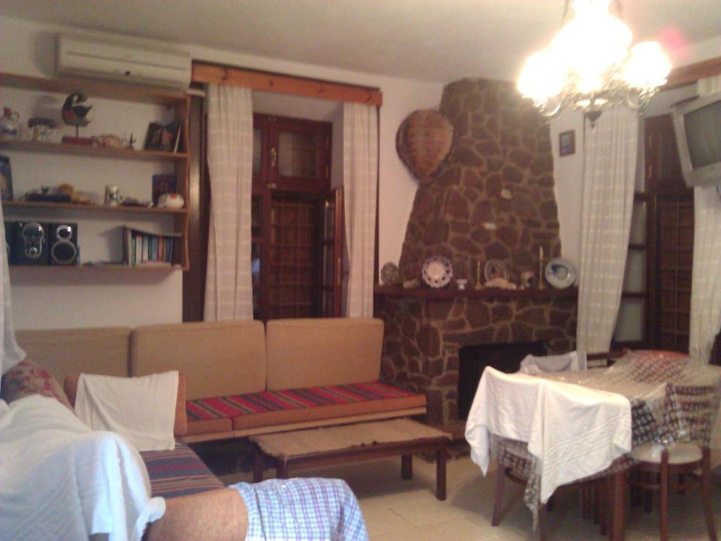 Lela Kaptani Eftalou Olive Grove Mithimna Rom bilde